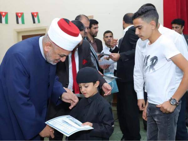 الخلايلة: نتصدى لآفة المخدرات ونعمل على مواجهتها عبر المساجد