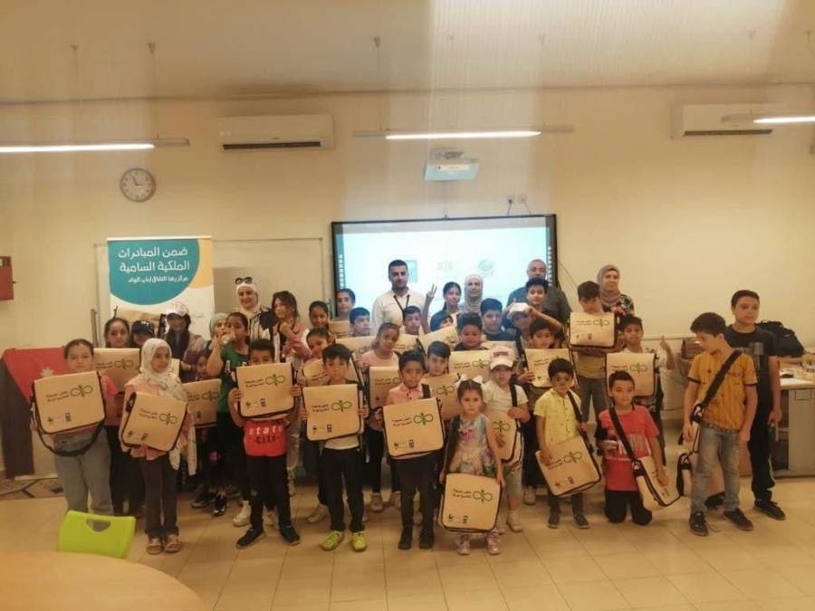 زها الثقافي ينظم حملة بعنوان تجميع و تدوير النفايات الكهربائية و الالكترونية و طرق التعامل معها