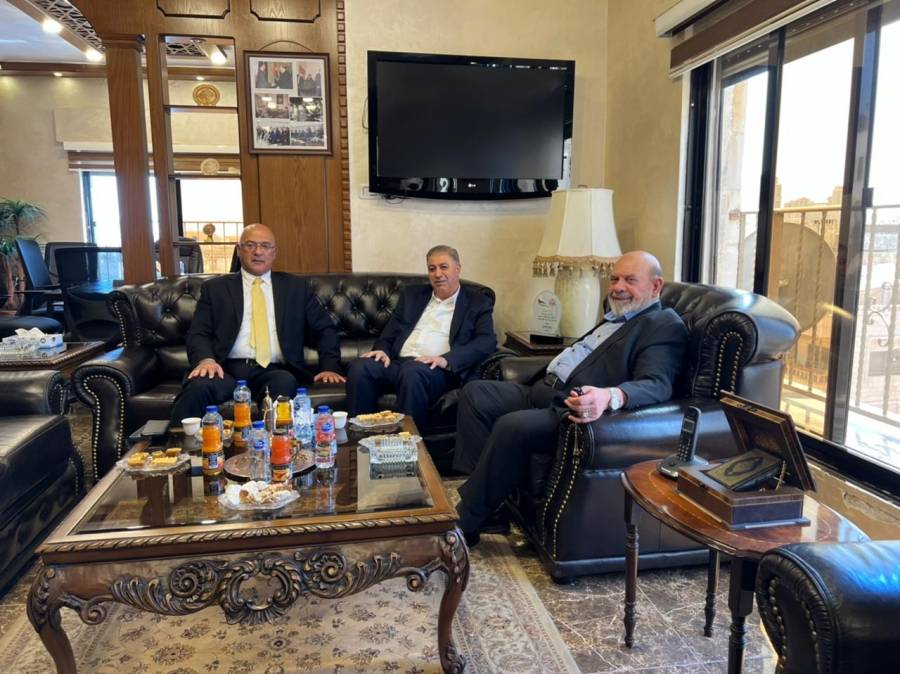 البوتاس العربية تبحث سبل تعزيز التعاون المشترك مع الاتحاد العام لنقابات عمال الأردن
