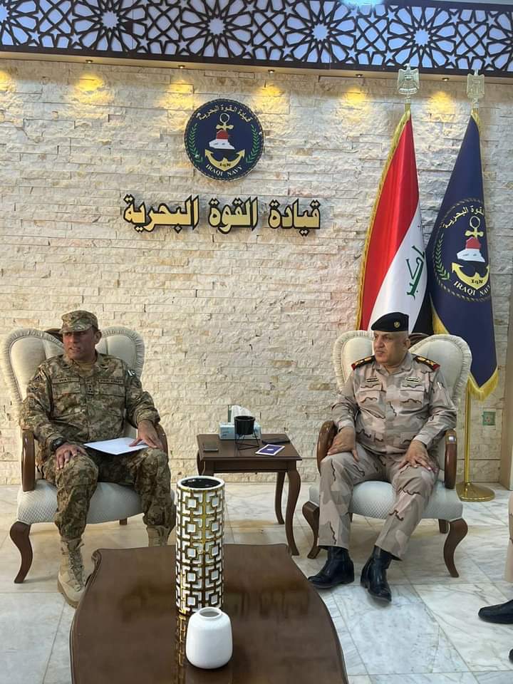 قائد القوة البحرية يستقبل الملحق العسكري الباكستاني في العراق