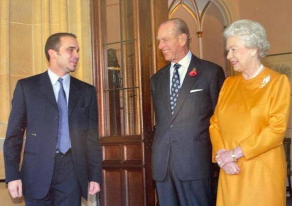 الأمير علي: الملكة إليزابيث كانت رمزًا