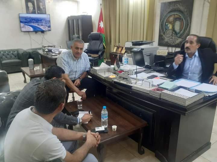  مركز التوثيق الملكي  يزور بلدية عجلون للاطلاع على آلية حفظ وأرشفة الوثائق