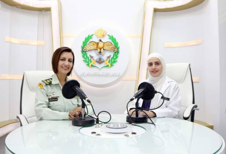 إذاعة الجيش العربي تستضيف النقيب الطبيب سمية الربابعة