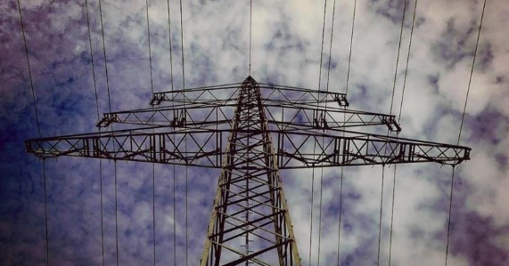 الربط الكهربائي الاردني العراقي ينتهي الصيف المقبل