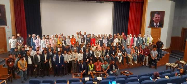 تكريم مبادرة اترك أثر العقبة في ملتقى الشباب في محافظة معان _صور