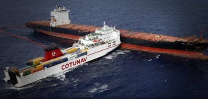 اصطدام غامض بين سفينة مغربية وتركية قبالة سواحل المملكة