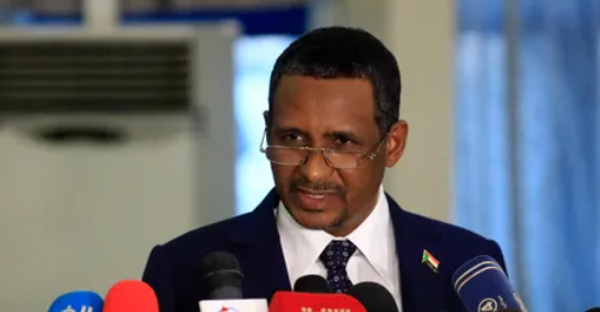 حميدتي يرحب بمشروع الدستور الانتقالي وسط قبول دولي كبير