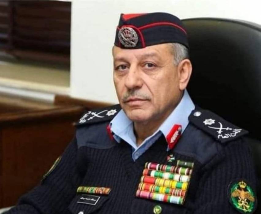 ملتقى رفاق السلاح يهنئون مدير الامن العام...اسماء