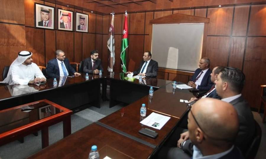 وفد من بلدية عجمان يطلع على تجربة الأمانة في إدارة الموارد المالية