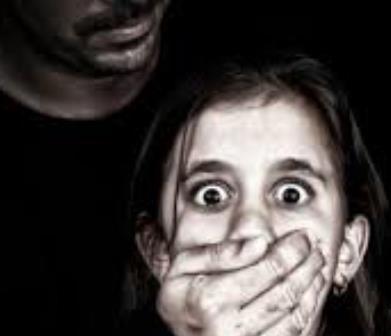 تفاصيل هتك حارس عمارة عرض فتاة في عمان الغربية