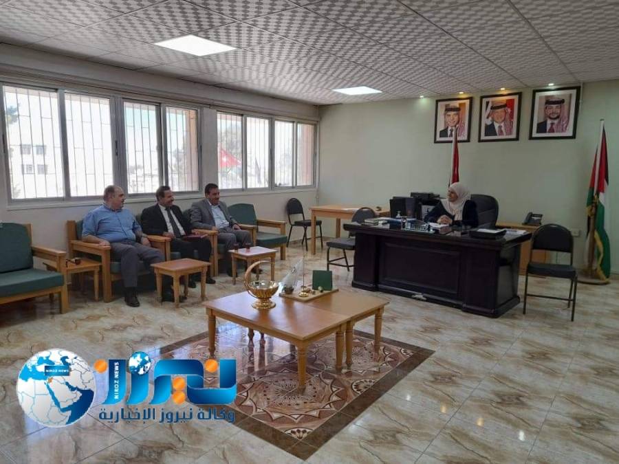 الحجايا في زيارة لمديرية التربية والتعليم للواء ذيبان ...صور 