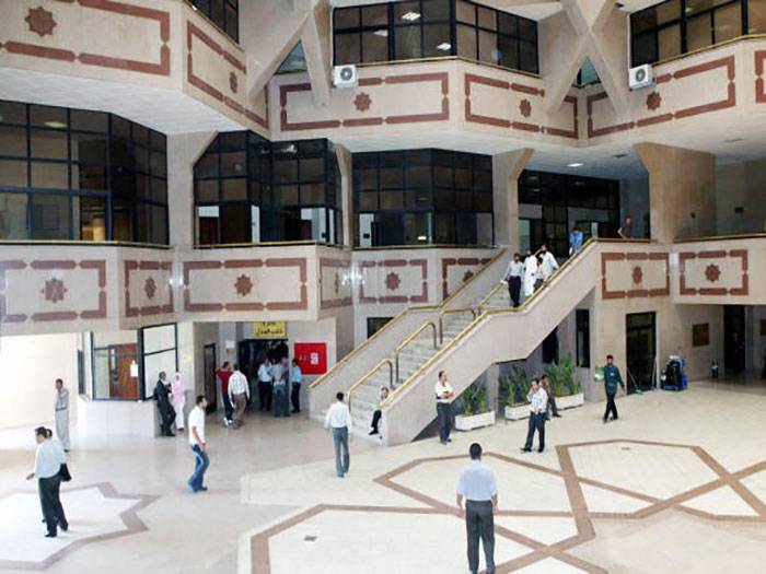 عاجل ..سقوط شاب عشريني من الطابق الثاني في قصر عدل إربد