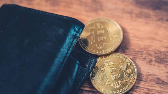 ميشوستين يوجه الحكومة الروسية لإعداد مقترحات لتطوير الأصول المالية الرقمية في روسيا