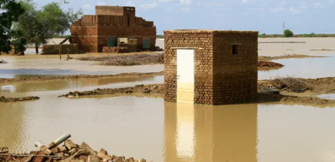 السودان يرجئ افتتاح العام الدراسي بسبب الفيضانات