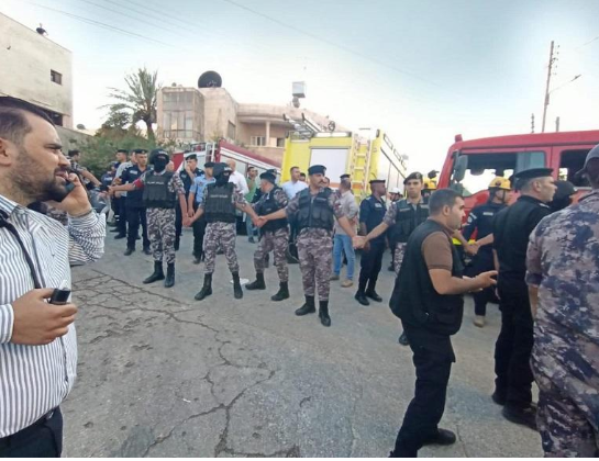 وصول إصابة بحادثة اللويبدة لمستشفى الأمير حمزة