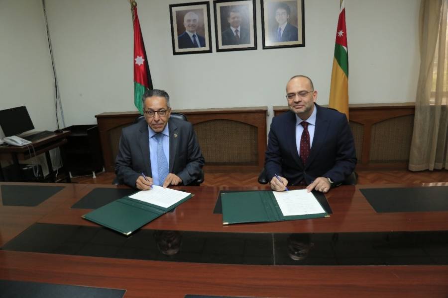 وزارة المياه والري و الجامعة الأردنية توقعان مذكرة تفاهم في مجال إدارة المصادر المائية... صور 