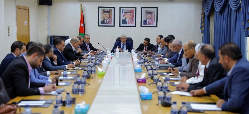 الحكومة الأردنية: الخزينة غير قادرة على زيادة الرواتب