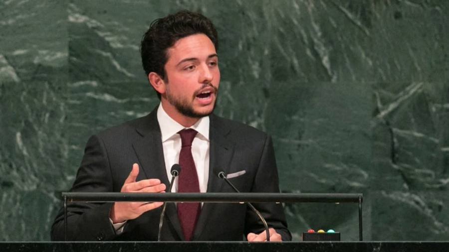 ولي العهد عبر انستغرام: مصابكم مصابنا ....