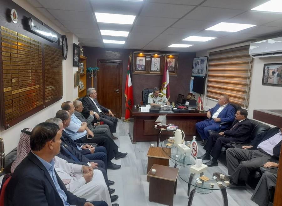 وفد من تجمع اربد للمتقاعدين العسكريين يزور مستشفى الامير راشد العسكري...صور 