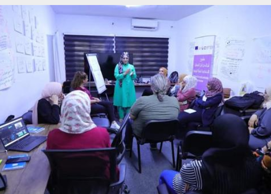 سيدات عجلون الخيرية تنظم دورة تعليم مهارات صناعة المحتوى الرقمي