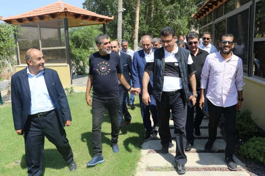 الحنيفات يفتتح محطة وادي الريان الزراعية