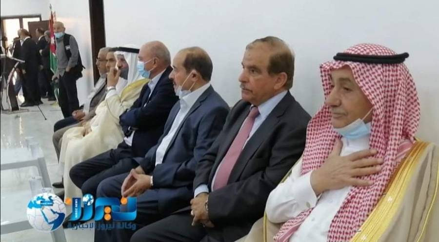 الطيب يُهنئ فيصل الفايز بالثقة الملكية بتعيينه رئيسًا لمجلس الأعيان