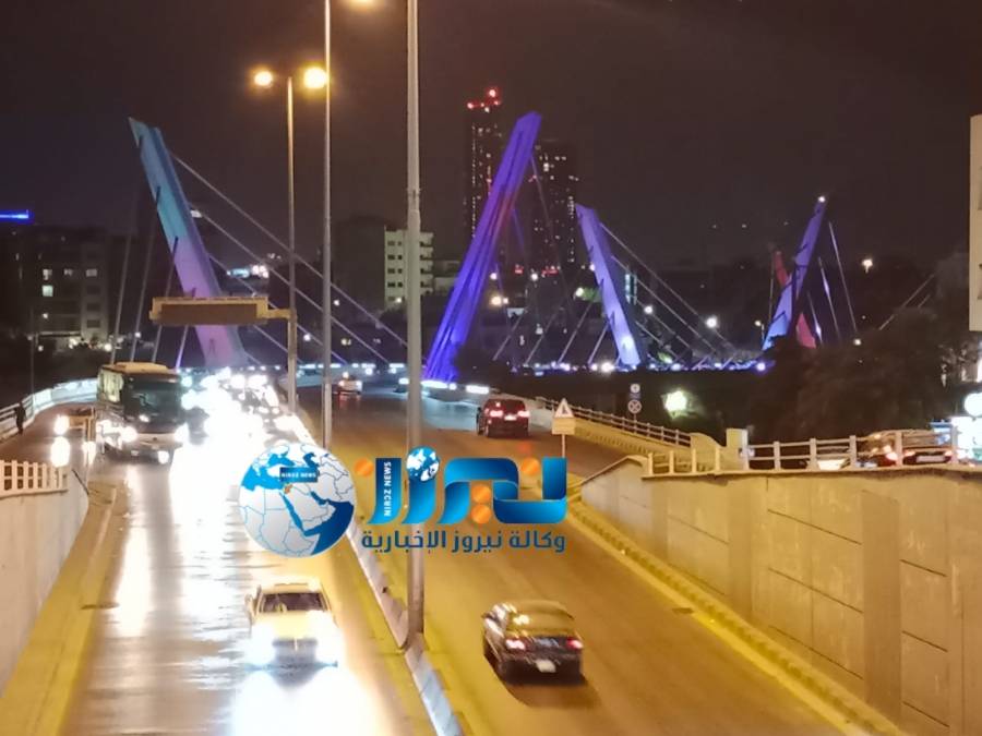 تزيين جسر عبدون بالوان العلم الماليزي احتفاءً بيوم ماليزيا..صور