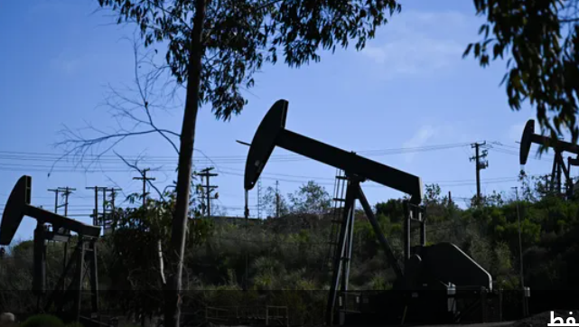 بعد تراجع أسبوعي.. أسعار النفط تفقد 20 بالمئة بالربع الثالث