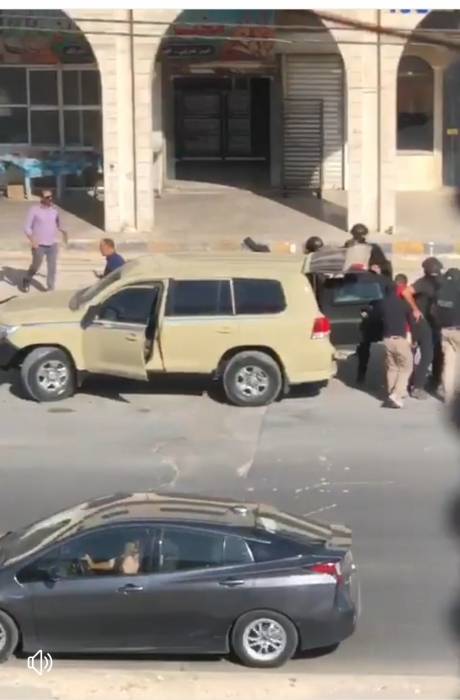 فيديو للحظة إلقاء القبض على قاتل شاب في شفا