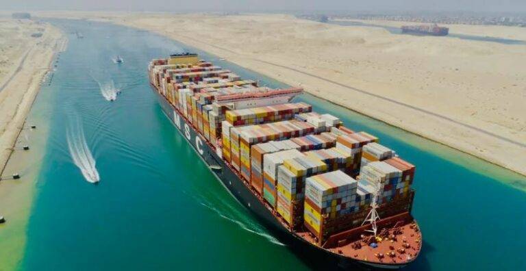 قناة السويس ترفع رسوم العبور لجميع أنواع السفن 15 في 2023