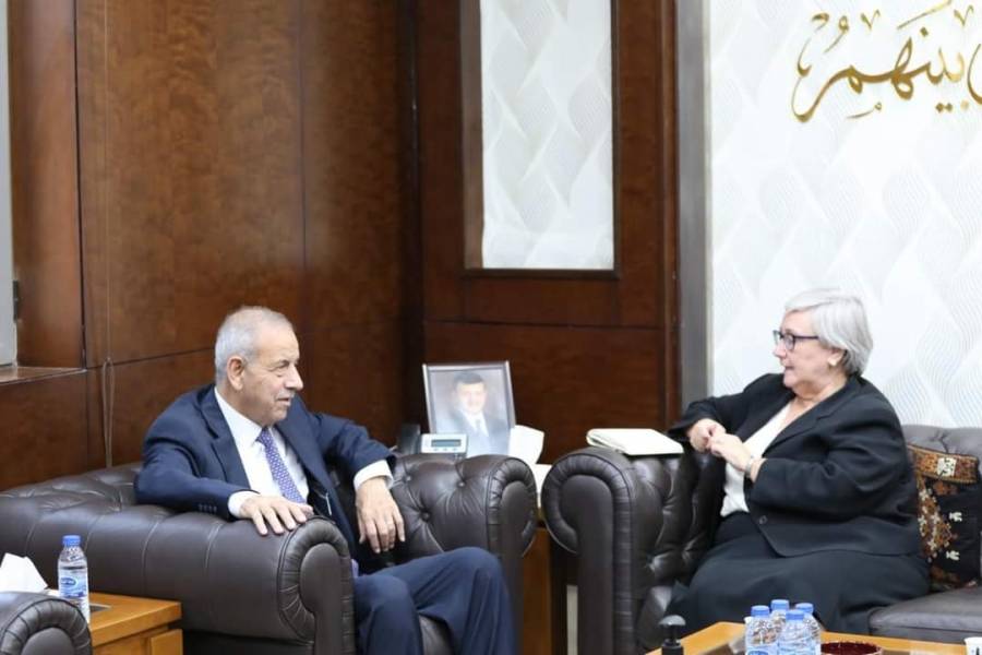 الكسبي يبحث مع السفيرة الكندية تعزيز التعاون