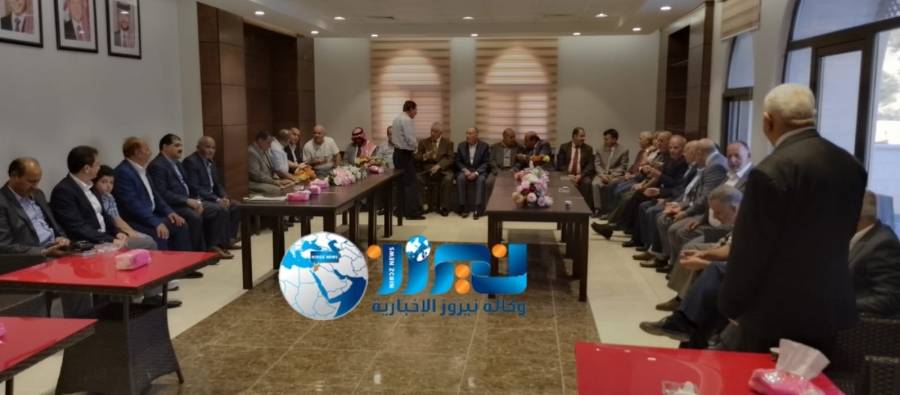 ملتقى العقداء المتقاعدين  العسكريين يعقد اجتماعًا في نادي متقاعدي العسكريين في جرش ..صور