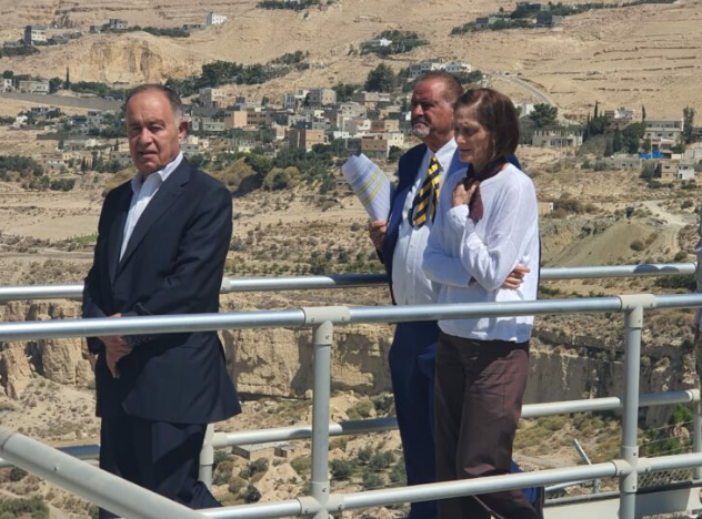 تدشين محطة تنقية الطفيلة الجديدة