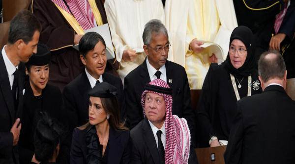 الملك والملكة يشاركان في مراسم جنازة الملكة إليزابيث الثانية