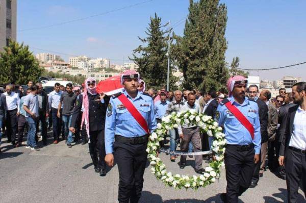 تشييع جثمان اللواء المتقاعد صامد ابو عرابي