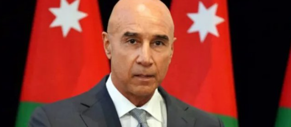 الحكومة تشرع في إعداد خطة استثمارية شمولية