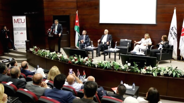 وزير العمل يدعو إلى ضرورة استفادة الإعلام من الثورة الصناعية الرابعة