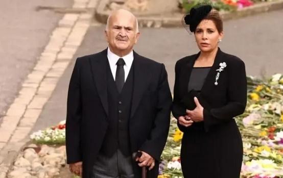 الاميرة هيا تشارك بجنازة اليزابيث وتتذكر الراحلين الحسين وعلياء