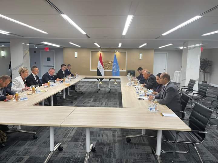 وزير الخارجية المصري يلتقي وزير خارجية المجر علي هامش أعمال الجمعية العامة للأمم المتحدة