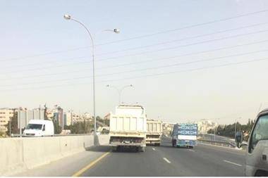 إدارة السير: تصريح دخول الشوارع لمركبات الشحن مجاني وانتهائه مع رخصة إقتناء المركبة