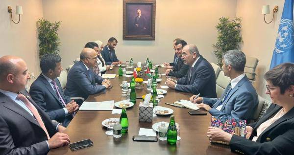 الصفدي يلتقي وزراء خارجية البحرين وهنغاريا والبرتغال ومالطا