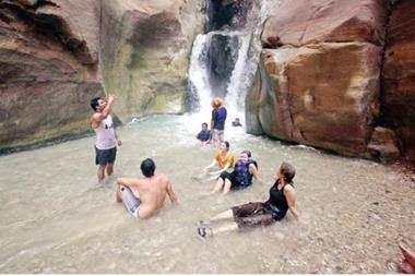 250 ألف سائح متوقعون للمملكة بالربع الأخير