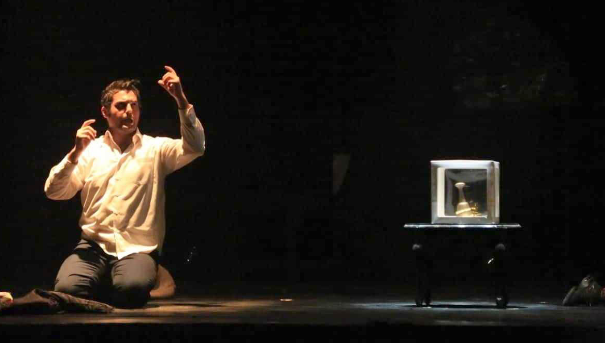 عرض كاسيت شرقي ضمن مهرجان الزرقاء المسرحي العربي