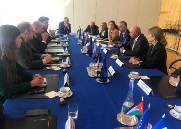 الفايز: الأردن من الدول السباقة في تبني التكنولوجيا الحديثة