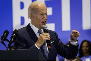 بايدن يتعهّد برد في حال ضمّ روسيا أراضي أوكرانيا