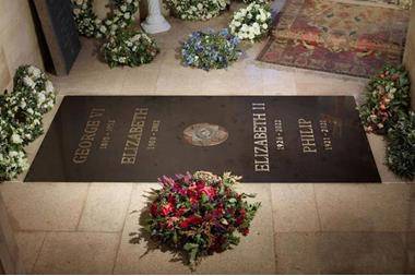 قصر بكنغهام ينشر صورة المثوى الأخير للملكة إليزابيث