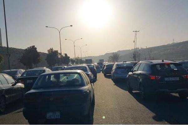 ازدحام مروري خانق إثر حادثي سير في شارع الأردن