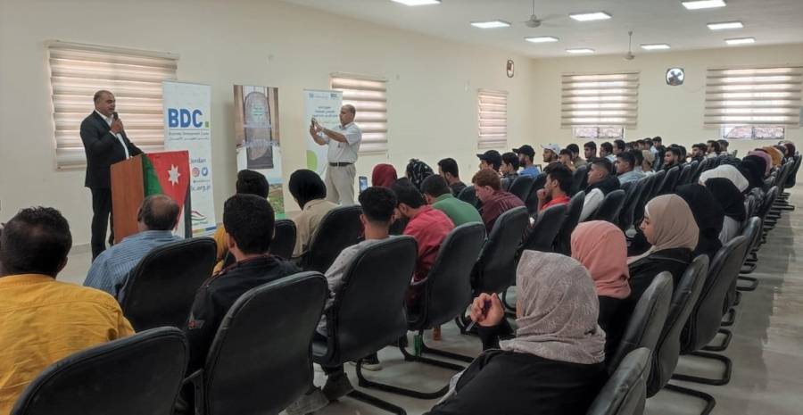 مشروع عزم التدريب المهني للتشغيل يعقد جلسة ل 100 شاب وفتاة في ذيبان