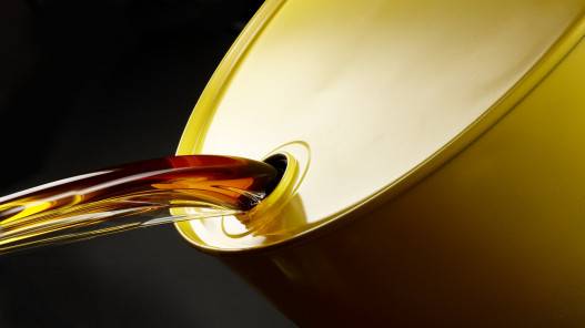 خام برنت يتراجع دون مستويات الـ 85 دولارا للبرميل لأول مرة منذ بداية العام