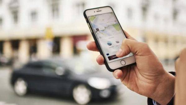 سلطة العقبة تحذر من تطبيقات نقل ذكية تعمل في المدينة دون ترخيص